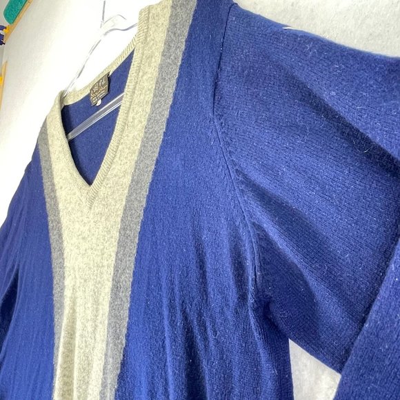 Vintage SNOW LOTUS Mens 44/L/XL Blue Multi Cashmere Fair Isle V-Neck Sweater - Picture 11 of 14